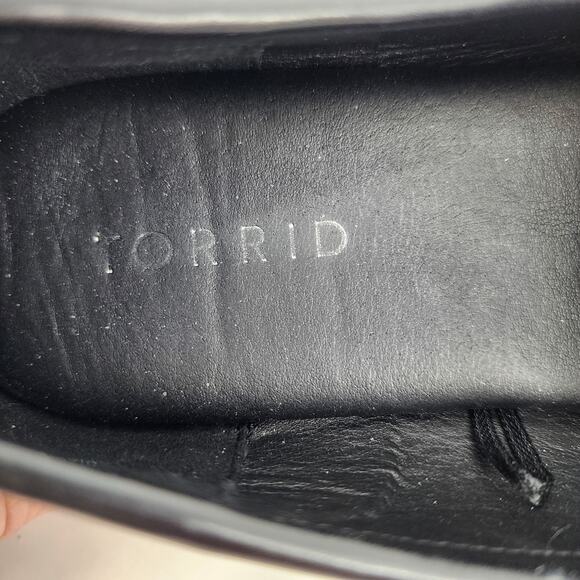 Torrid Faux Black Round Toe Leather Loafer Shoes Size 9WW Extra Wide Width - Picture 3 of 6